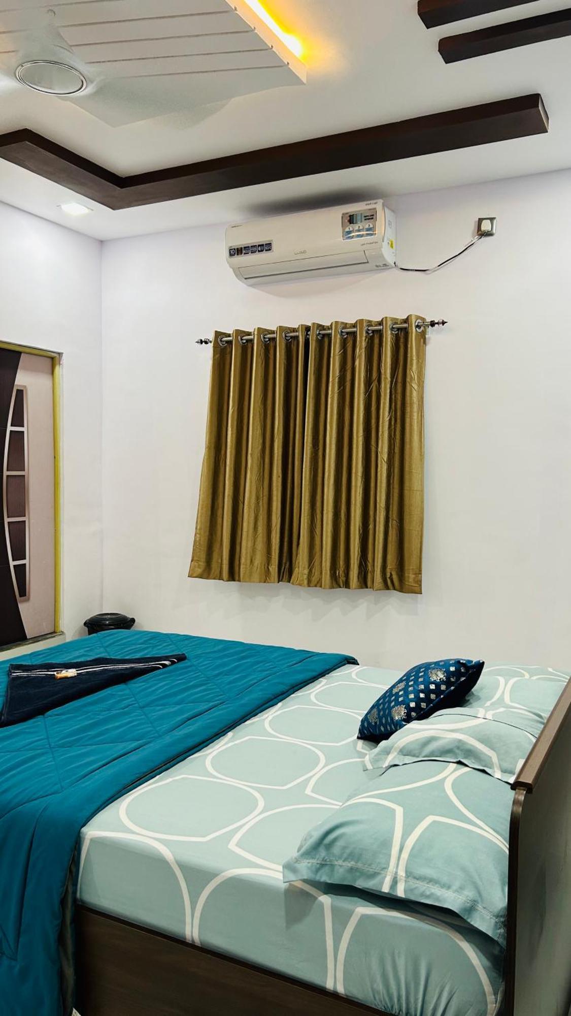 Raj Homestay Хампи Екстериор снимка
