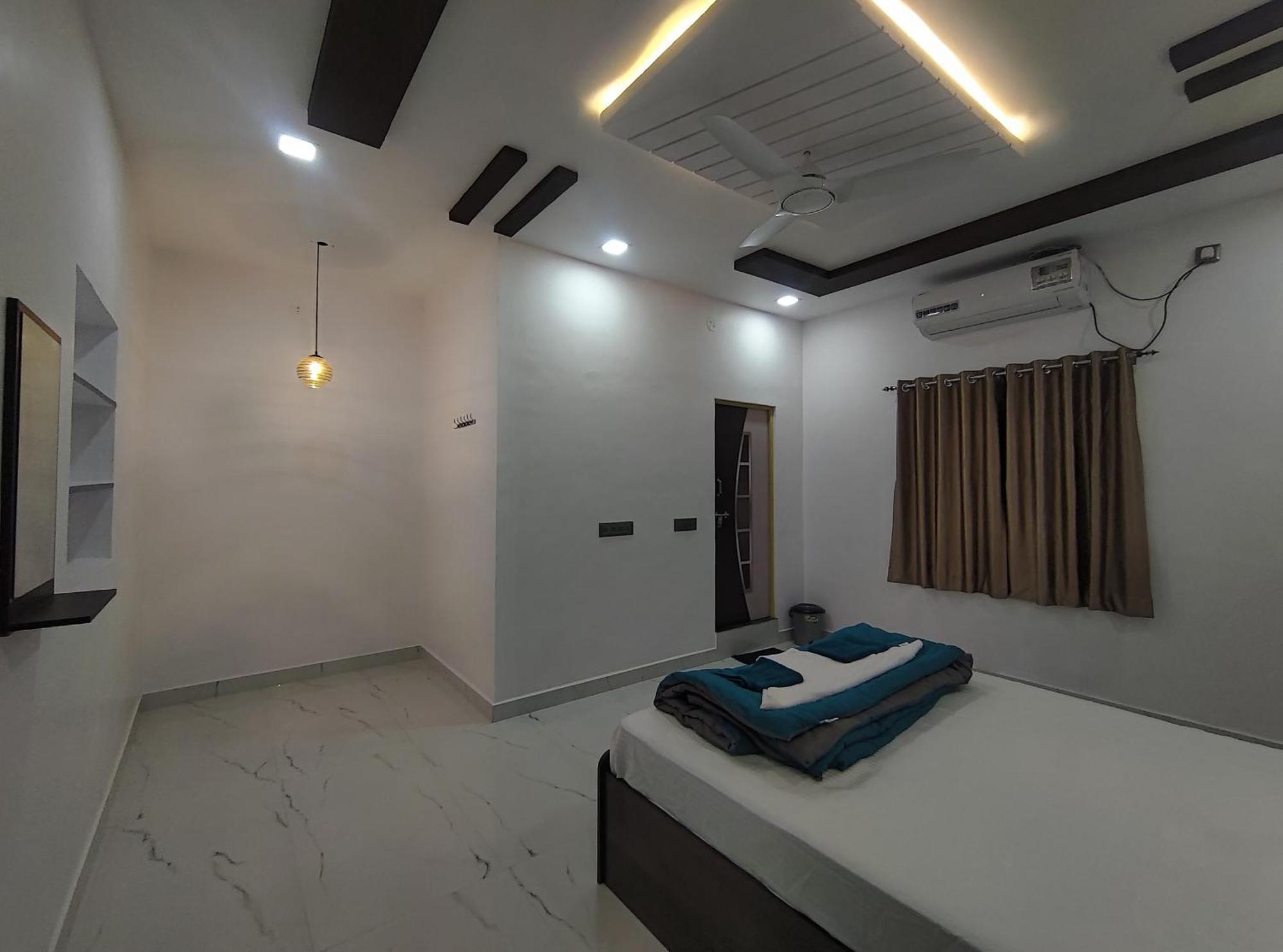 Raj Homestay Хампи Екстериор снимка