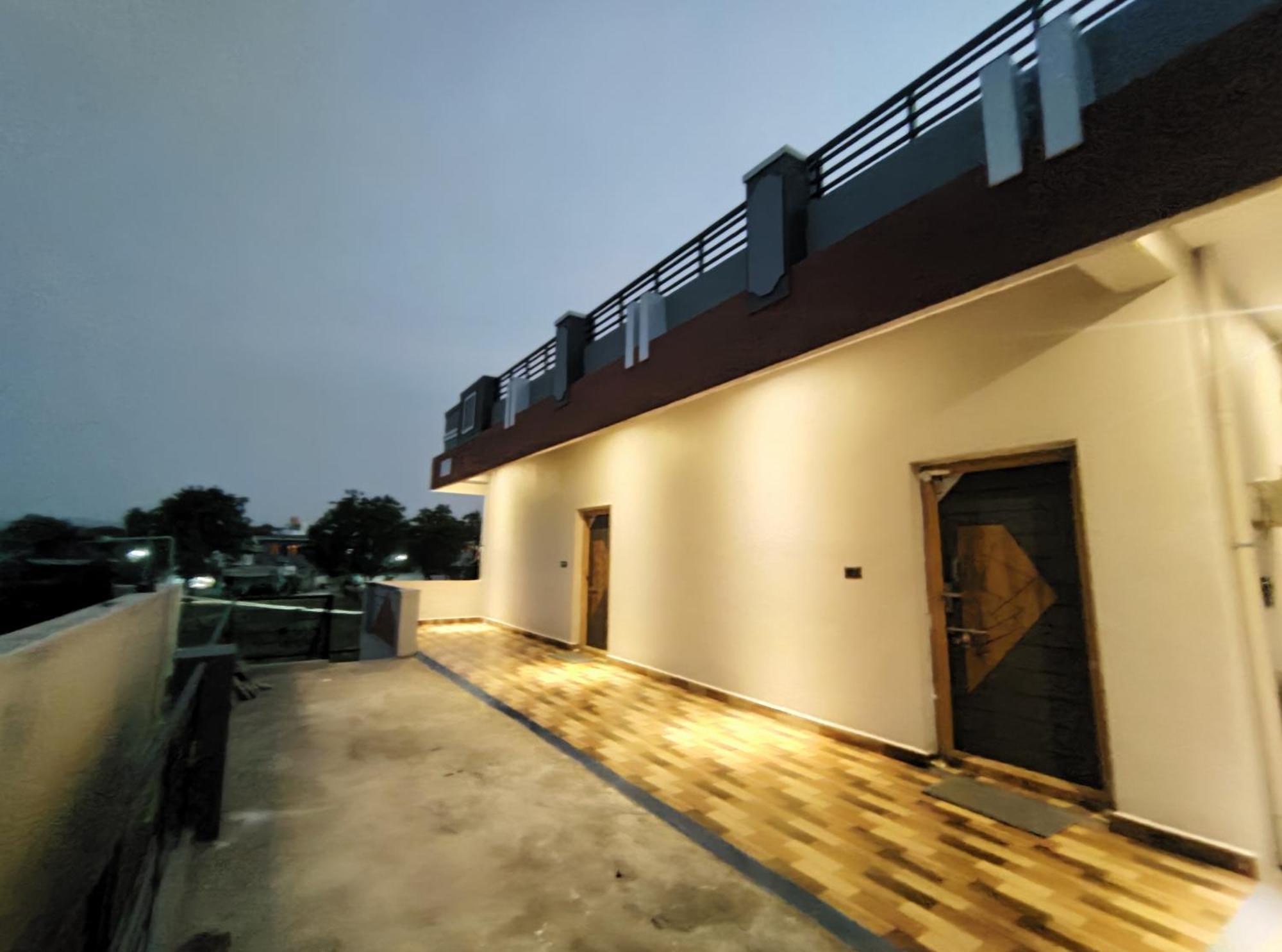Raj Homestay Хампи Екстериор снимка